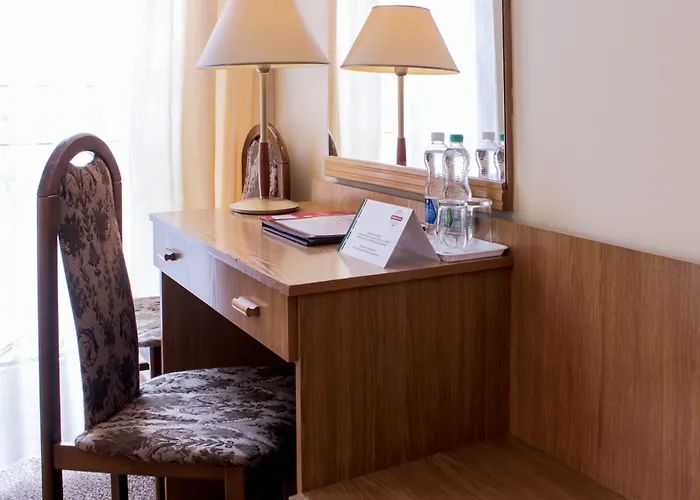 格罗马达华沙中心酒店