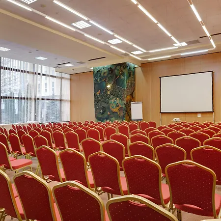 Szálloda Gromada Centrum Varsó