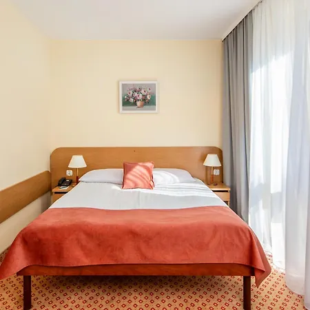 Gromada Centrum Ξενοδοχείο 3*