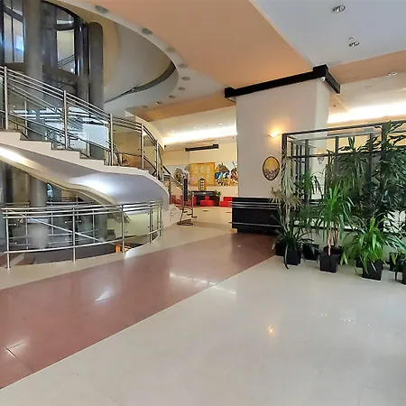 Hotel Gromada Centrum 3*