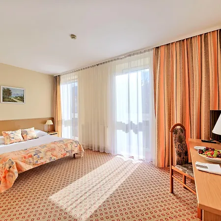 Gromada Centrum Hotel 3*